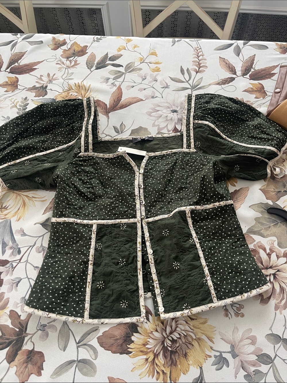 Madewell Dark Green Puff-Sleeve Embroidered Button-Front Blouse